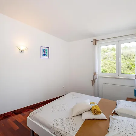 Stunning In דירה שיבניק